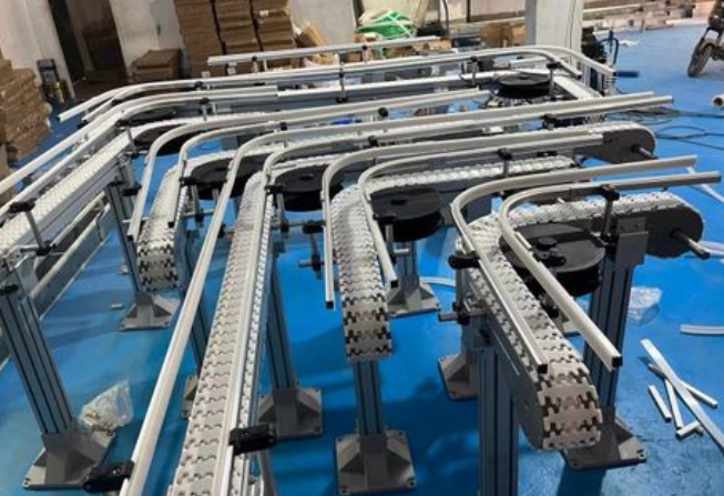 柔性鏈自動輸送機(jī)有哪些特點(diǎn)？